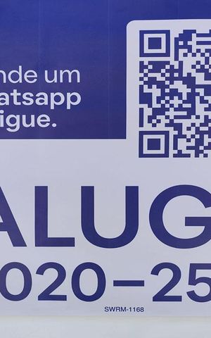 Casa para alugar com 60m², 2 quartos e 1 vaga Casa para alugar com 60m², 2 quartos e 1 vagaFachada