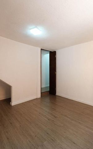 Casa para alugar com 60m², 2 quartos e 1 vagaQuarto 1