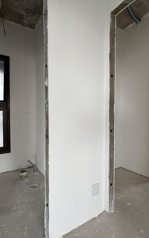 Apartamento à venda com 166m², 3 quartos e 3 vagas Apartamento à venda com 166m², 3 quartos e 3 vagasCorredor e lavabo