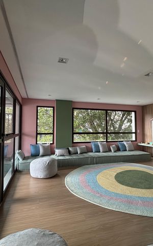 Apartamento à venda com 166m², 3 quartos e 3 vagas Apartamento à venda com 166m², 3 quartos e 3 vagasBrinquedoteca