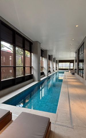 Apartamento à venda com 166m², 3 quartos e 3 vagas Apartamento à venda com 166m², 3 quartos e 3 vagasPiscina Coberta