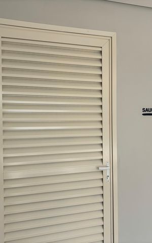 Apartamento à venda com 166m², 3 quartos e 3 vagas Apartamento à venda com 166m², 3 quartos e 3 vagasSala de massagem e sauna