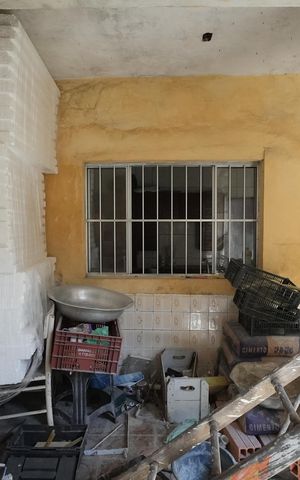 Casa à venda com 300m², 1 quarto e 1 vagaÁrea de Serviço