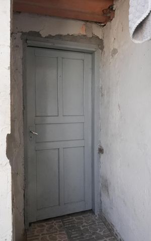 Casa à venda com 300m², 1 quarto e 1 vagaQuintal