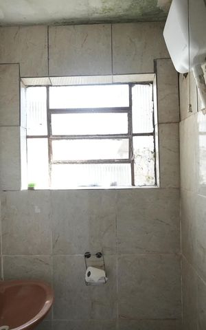 Casa à venda com 300m², 1 quarto e 1 vagaBanheiro Social