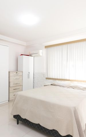 Casa à venda com 310m², 4 quartos e 2 vagas Casa à venda com 310m², 4 quartos e 2 vagasSuíte 2