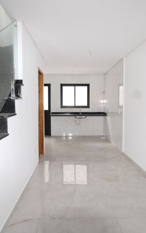Casa à venda com 73m², 2 quartos e 1 vaga Casa à venda com 73m², 2 quartos e 1 vagaSala/Cozinha