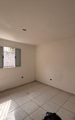 Casa para alugar com 60m², 1 quarto e sem vaga Casa para alugar com 60m², 1 quarto e sem vagaQuarto