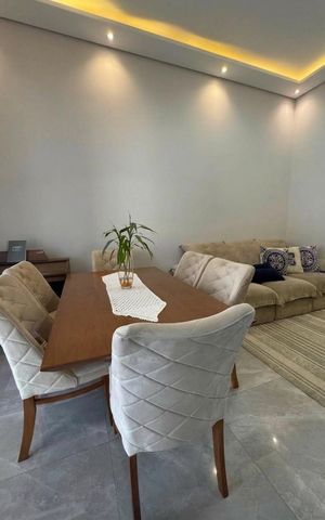 Casa de condomínio à venda com 105m², 3 quartos e 2 vagas Casa de condomínio à venda com 105m², 3 quartos e 2 vagasSala de Jantar