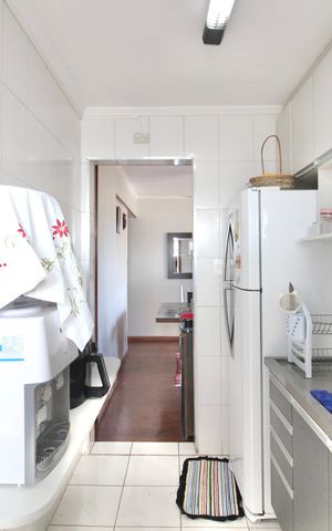 Apartamento à venda com 60m², 2 quartos e 1 vaga Apartamento à venda com 60m², 2 quartos e 1 vagaCozinha