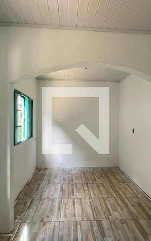Casa à venda com 93m², 3 quartos e 2 vagas