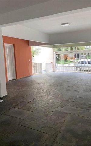 Casa à venda com 268m², 4 quartos e 5 vagas