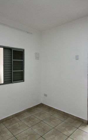 Casa para alugar com 50m², 1 quarto e sem vaga Casa para alugar com 50m², 1 quarto e sem vagaQuarto 1