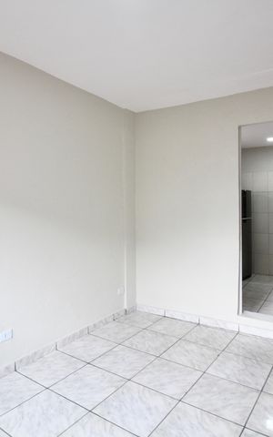 Casa para alugar com 50m², 1 quarto e sem vaga Casa para alugar com 50m², 1 quarto e sem vagaSala