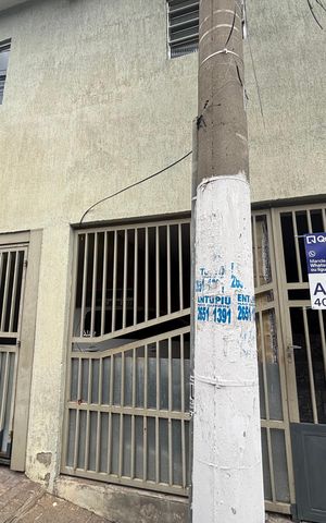 Casa para alugar com 50m², 1 quarto e sem vaga Casa para alugar com 50m², 1 quarto e sem vagaFachada