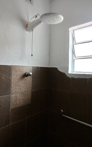 Casa para alugar com 50m², 1 quarto e sem vaga Casa para alugar com 50m², 1 quarto e sem vagaBanheiro