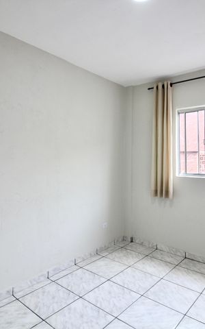 Casa para alugar com 50m², 1 quarto e sem vaga Casa para alugar com 50m², 1 quarto e sem vagaSala