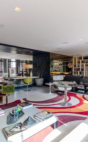 Apartamento à venda com 280m², 3 quartos e 2 vagas Apartamento à venda com 280m², 3 quartos e 2 vagasSala