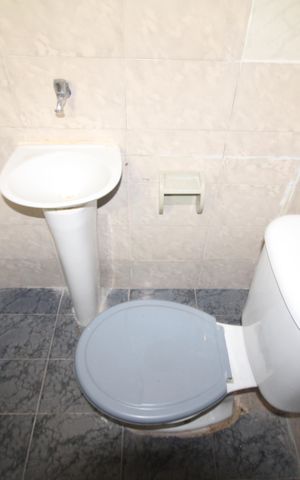 Casa para alugar com 36m², 1 quarto e sem vagaBanheiro / Área de Serviço