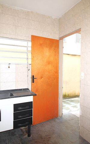 Casa para alugar com 36m², 1 quarto e sem vagaSala / Cozinha