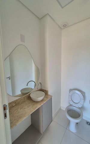Apartamento à venda com 103m², 3 quartos e 2 vagas Apartamento à venda com 103m², 3 quartos e 2 vagasBanheiro