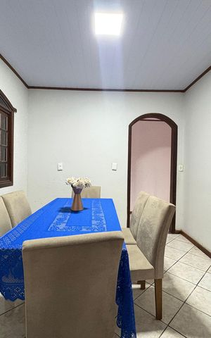 Casa para alugar com 330m², 3 quartos e 1 vaga Casa para alugar com 330m², 3 quartos e 1 vagaSala