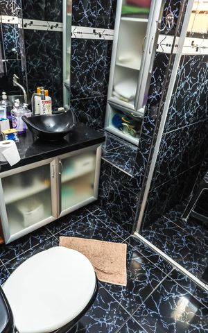 Casa à venda com 150m², 3 quartos e 2 vagasBanheiro