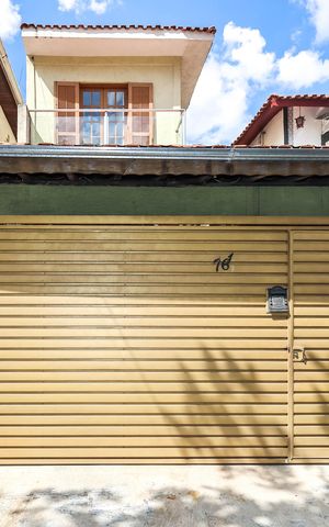 Casa à venda com 150m², 3 quartos e 2 vagasFachada
