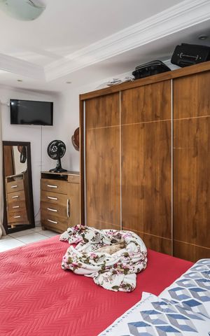 Casa à venda com 150m², 3 quartos e 2 vagasQuarto 1 - Suíte