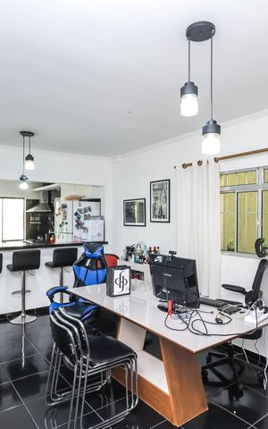 Casa à venda com 150m², 3 quartos e 2 vagasCozinha