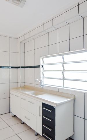 Casa para alugar com 100m², 2 quartos e sem vagaCozinha 