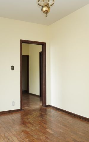 Apartamento à venda com 120m², 3 quartos e 1 vaga Apartamento à venda com 120m², 3 quartos e 1 vagaSala