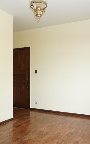Apartamento à venda com 120m², 3 quartos e 1 vaga Apartamento à venda com 120m², 3 quartos e 1 vagaSala