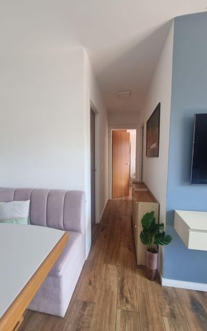 Apartamento à venda com 48m², 2 quartos e 1 vaga Apartamento à venda com 48m², 2 quartos e 1 vagaSala