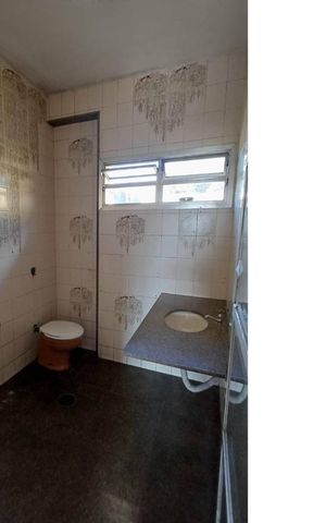 Casa para alugar com 639m², 7 quartos e 5 vagas
