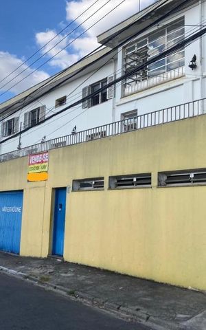 Casa para alugar com 639m², 7 quartos e 5 vagas