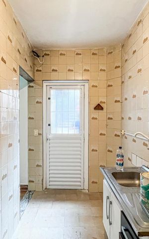 Casa para alugar com 59m², 2 quartos e sem vaga Casa para alugar com 59m², 2 quartos e sem vagaCozinha