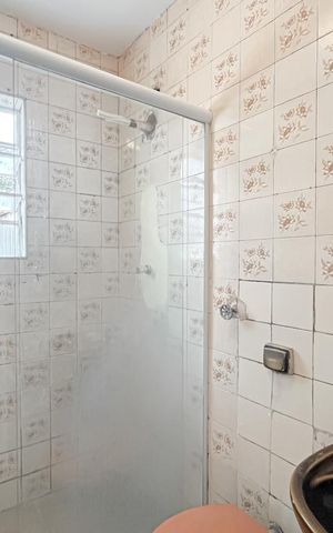Casa para alugar com 59m², 2 quartos e sem vaga Casa para alugar com 59m², 2 quartos e sem vagaBanheiro