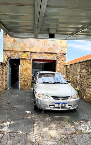 Casa para alugar com 59m², 2 quartos e sem vaga Casa para alugar com 59m², 2 quartos e sem vagaFachada