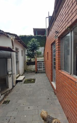 Casa de condomínio para alugar com 400m², 3 quartos e 4 vagas Casa de condomínio para alugar com 400m², 3 quartos e 4 vagasCorredor
