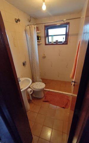 Casa de condomínio para alugar com 400m², 3 quartos e 4 vagas Casa de condomínio para alugar com 400m², 3 quartos e 4 vagasBanheiro