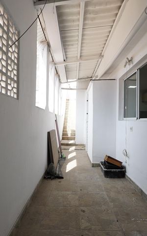 Casa à venda com 100m², 3 quartos e 1 vagaÁrea de Serviço