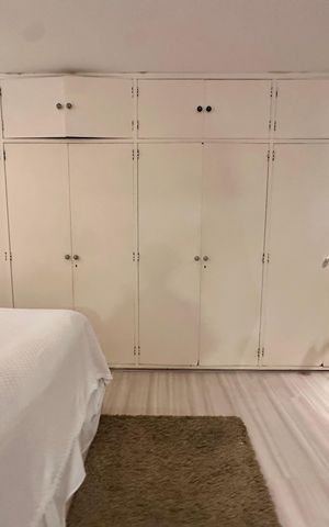 Apartamento à venda com 160m², 4 quartos e 2 vagas Apartamento à venda com 160m², 4 quartos e 2 vagasSuíte