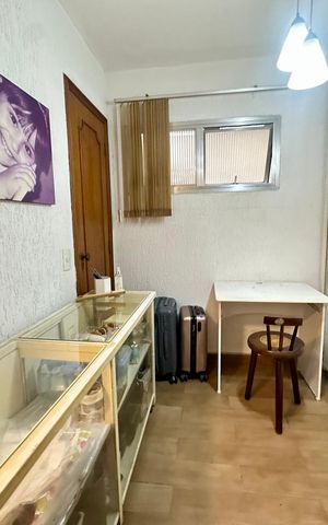 Apartamento à venda com 160m², 4 quartos e 2 vagas Apartamento à venda com 160m², 4 quartos e 2 vagasEscritório