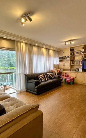 Apartamento à venda com 160m², 4 quartos e 2 vagas Apartamento à venda com 160m², 4 quartos e 2 vagasSala