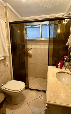 Apartamento à venda com 160m², 4 quartos e 2 vagas Apartamento à venda com 160m², 4 quartos e 2 vagasBanheiro da Suíte