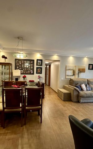 Apartamento à venda com 160m², 4 quartos e 2 vagas Apartamento à venda com 160m², 4 quartos e 2 vagasSala