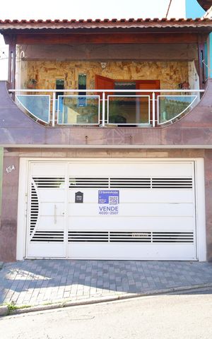 Casa à venda com 210m², 3 quartos e 2 vagasFachada - Placa GRANDE instalada no portão do imóvel, dia 03.09.2026 - Código da placa: UKLP-585