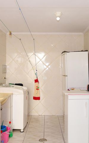Casa à venda com 210m², 3 quartos e 2 vagasÁrea de Serviço