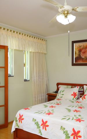 Casa à venda com 210m², 3 quartos e 2 vagasQuarto 3 - Suíte